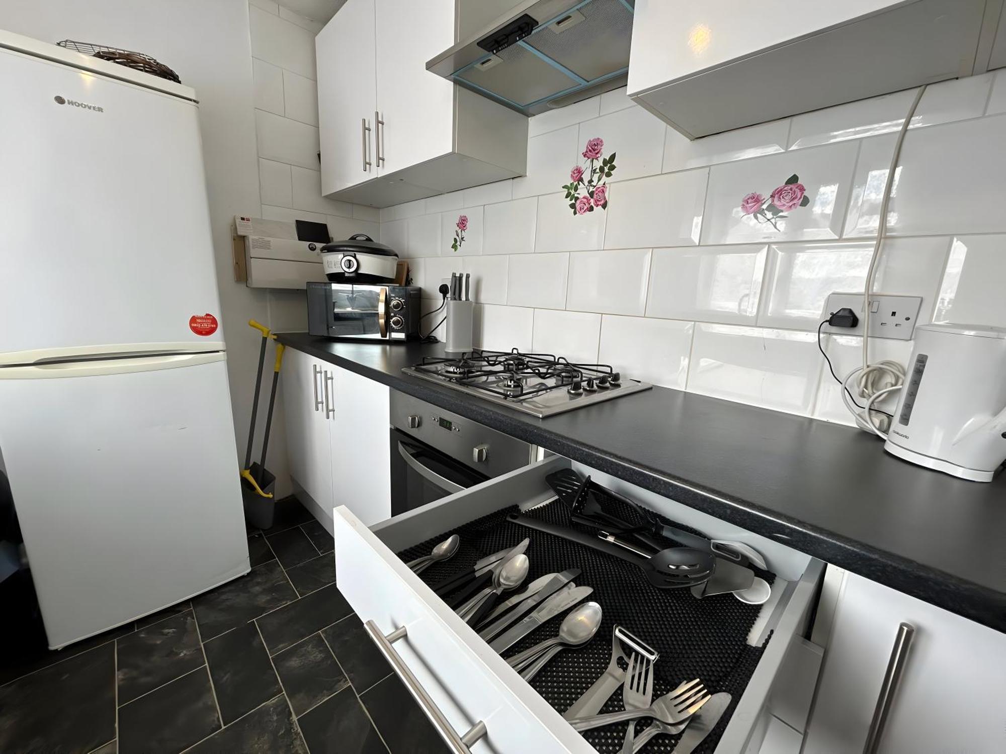 3 Bedroom House By M40 J4 High Wycombe Dış mekan fotoğraf
