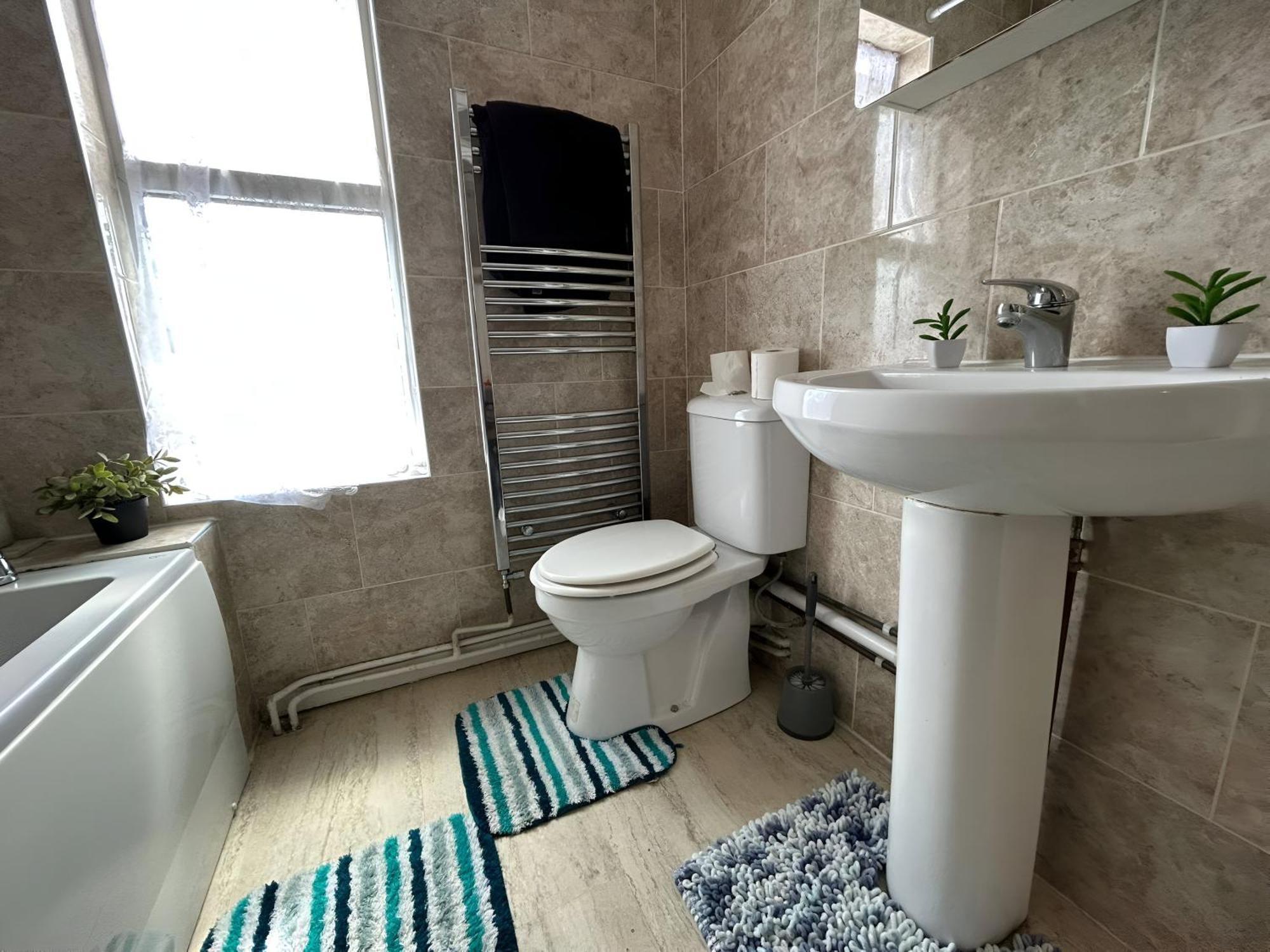 3 Bedroom House By M40 J4 High Wycombe Dış mekan fotoğraf